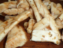 Load image into Gallery viewer, Organic Comfrey Root Oil