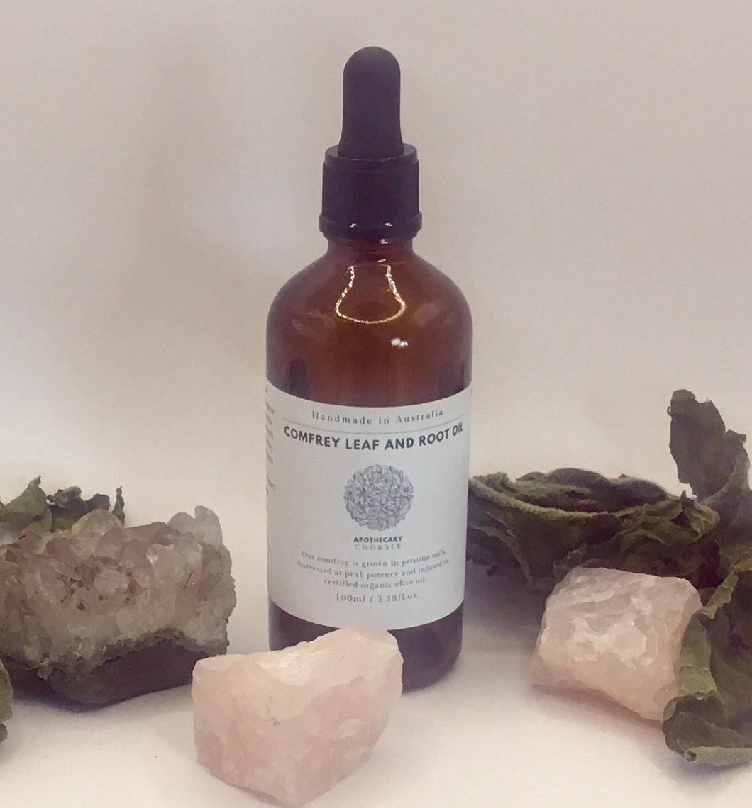 Organic Comfrey Leaf and Root oil